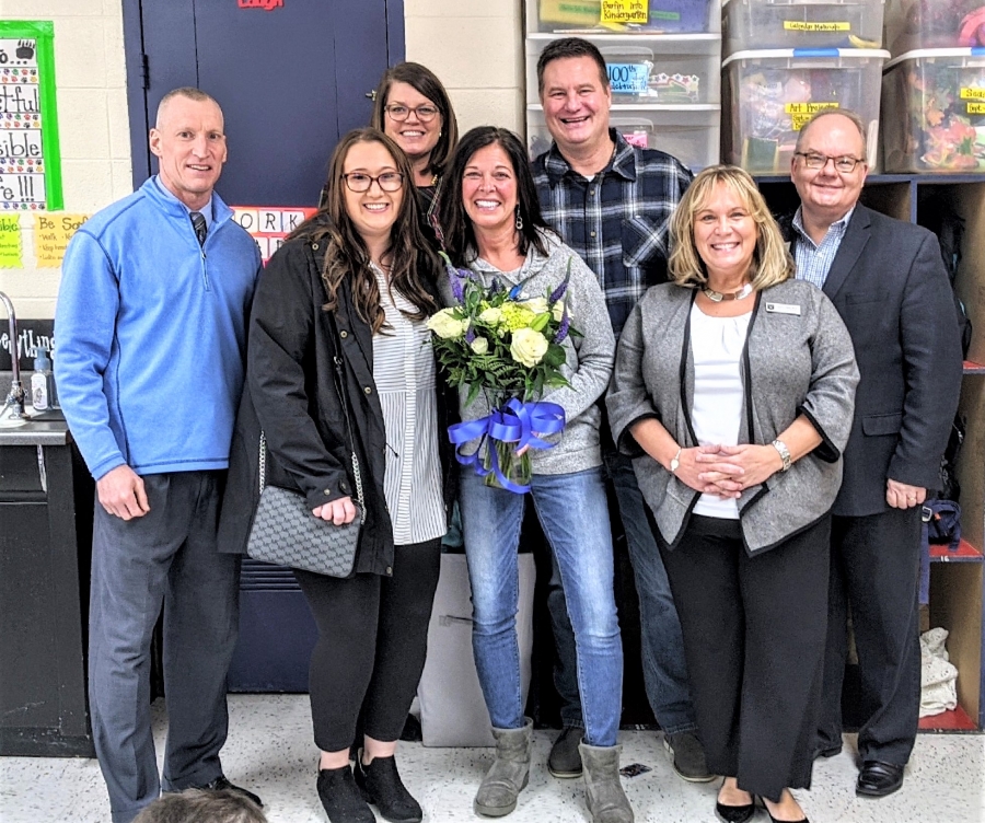 Kellie O'Brien receives regional award